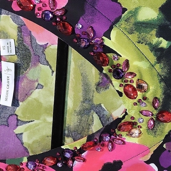 Susan Graver Printed Liquid Knit V-neck 3/4 Sleeve Size XSmall - Picture 2 of 6